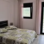 Anesis Luxury Apartmán *