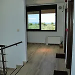 Anesis Luxury Apartmán *
